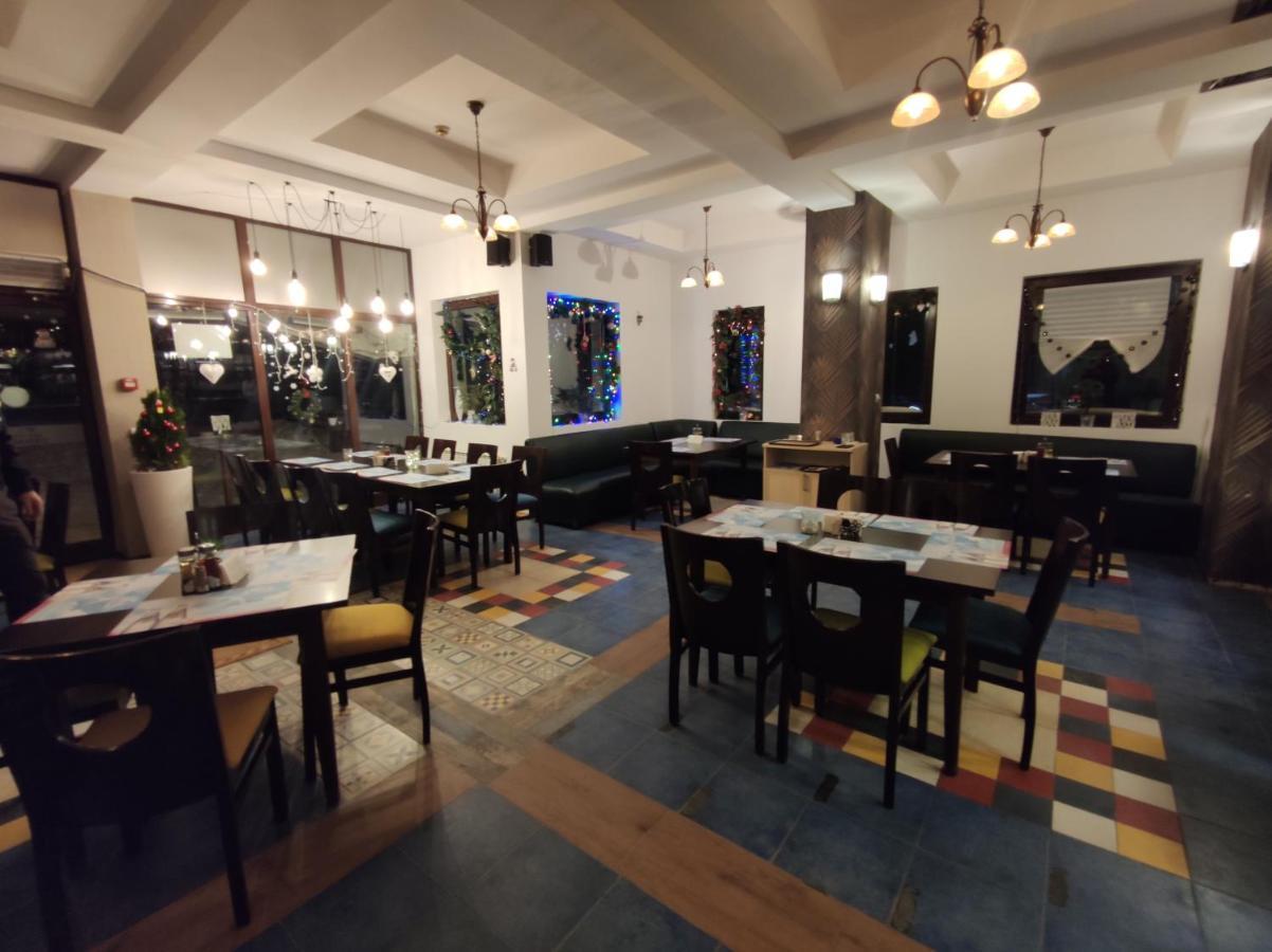 Viva 6 Apartment In Hotel Stenata パンポロボ エクステリア 写真
